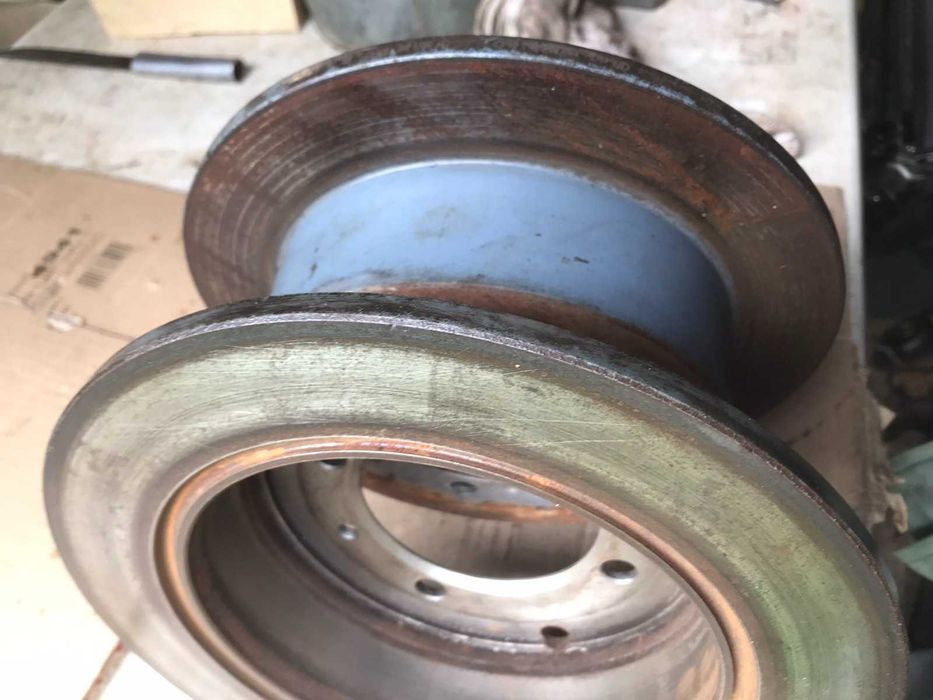 Тормозні диски супорт лансер 9