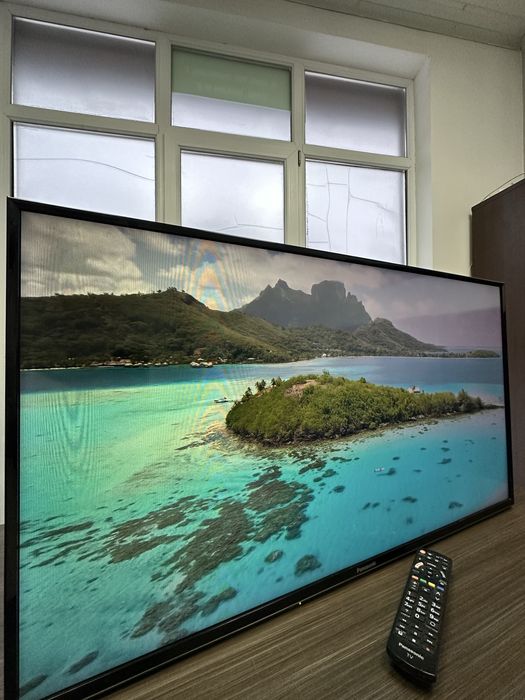 Телевізор Panasonic TX-40FSW504 SmartTv 4K Wi-Fi