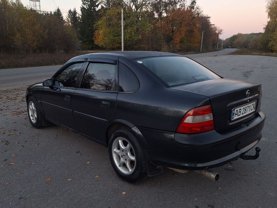 Продам opel vectra b 1.8 газ/бензин