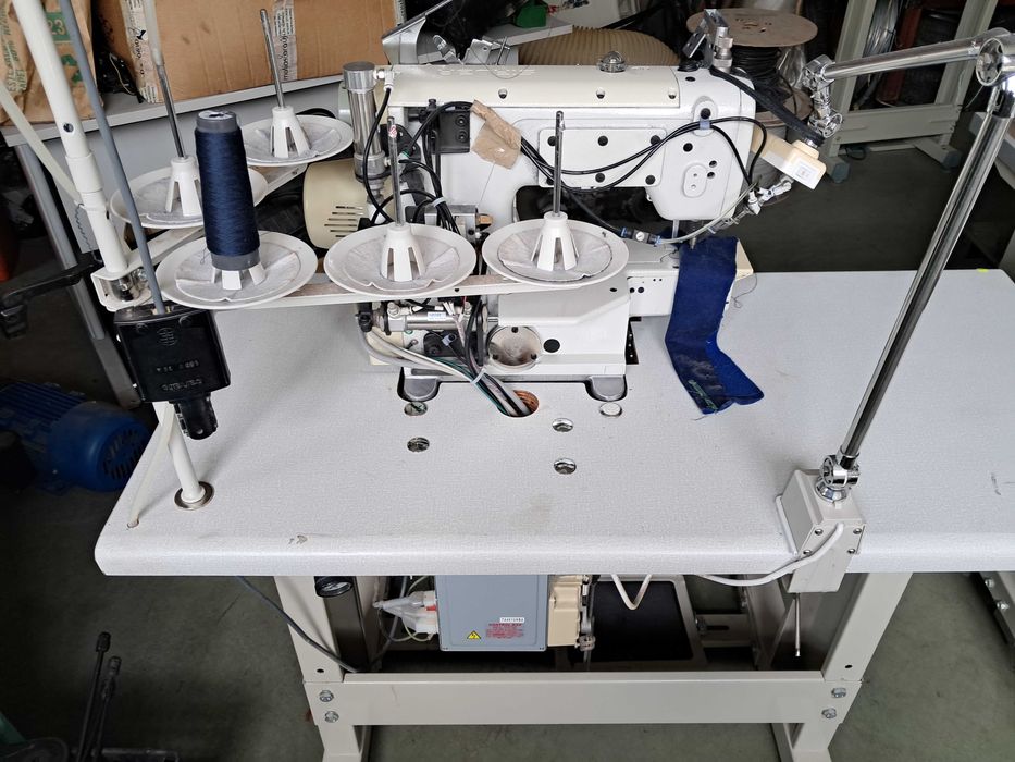 Máquina de costura Siruba w122-356