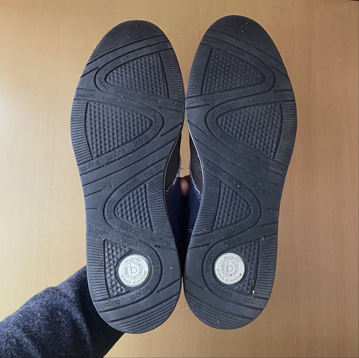 Туфлі bugatti шкіряні стильні ідеальні