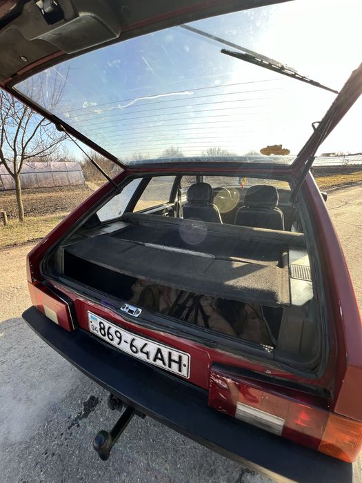 ВАЗ 2109 1.3 Бензин 1995 год Не гнилая По т.п