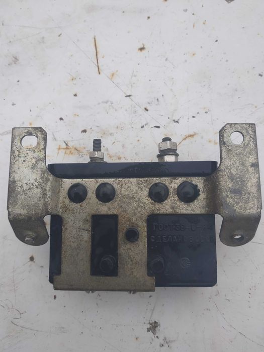 Реле регулятор напруги РР 362-Б1 14В