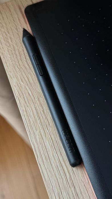 Графічний планшет Wacom One by Wacom — ідеальний стан