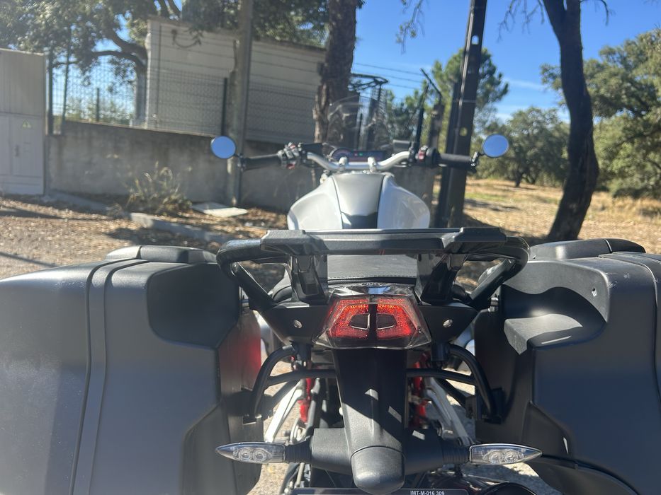 BMW R1200R impecável