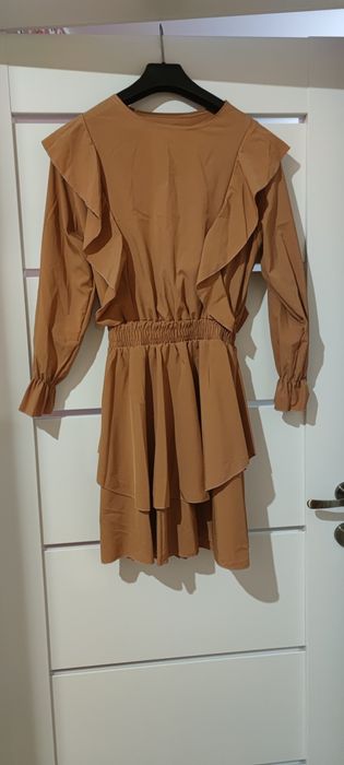 Sukienka damska  z długim rękawem