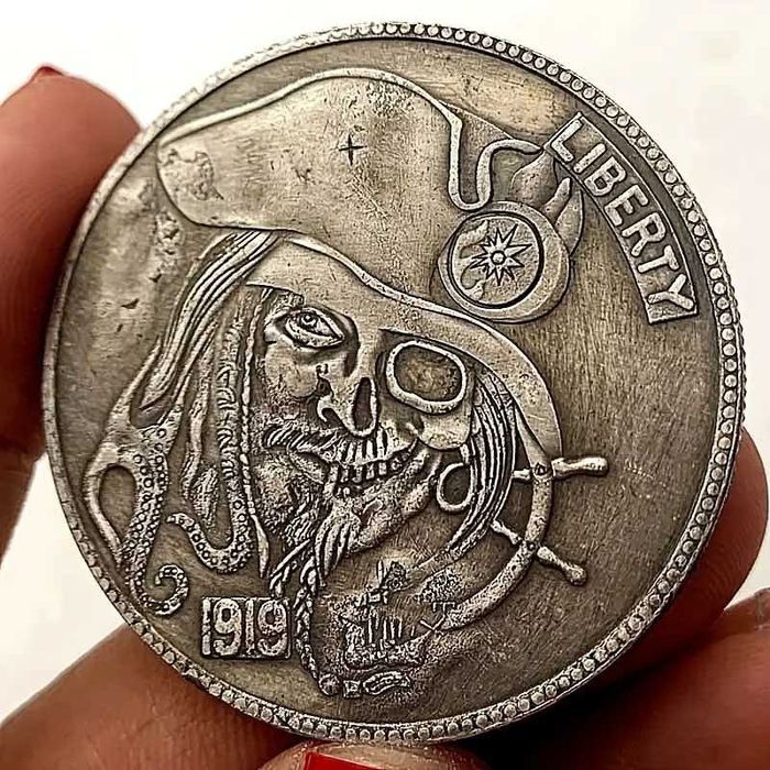 Винтажная Пиратская Монета с Черепом 1919 года