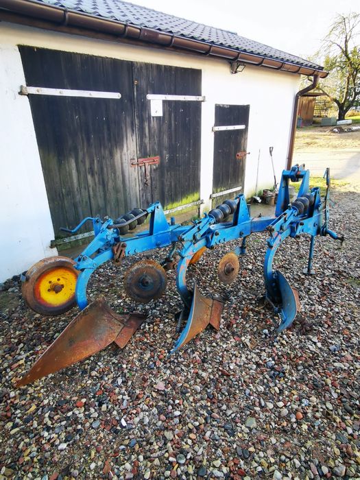 Pług overum 3 skibowy