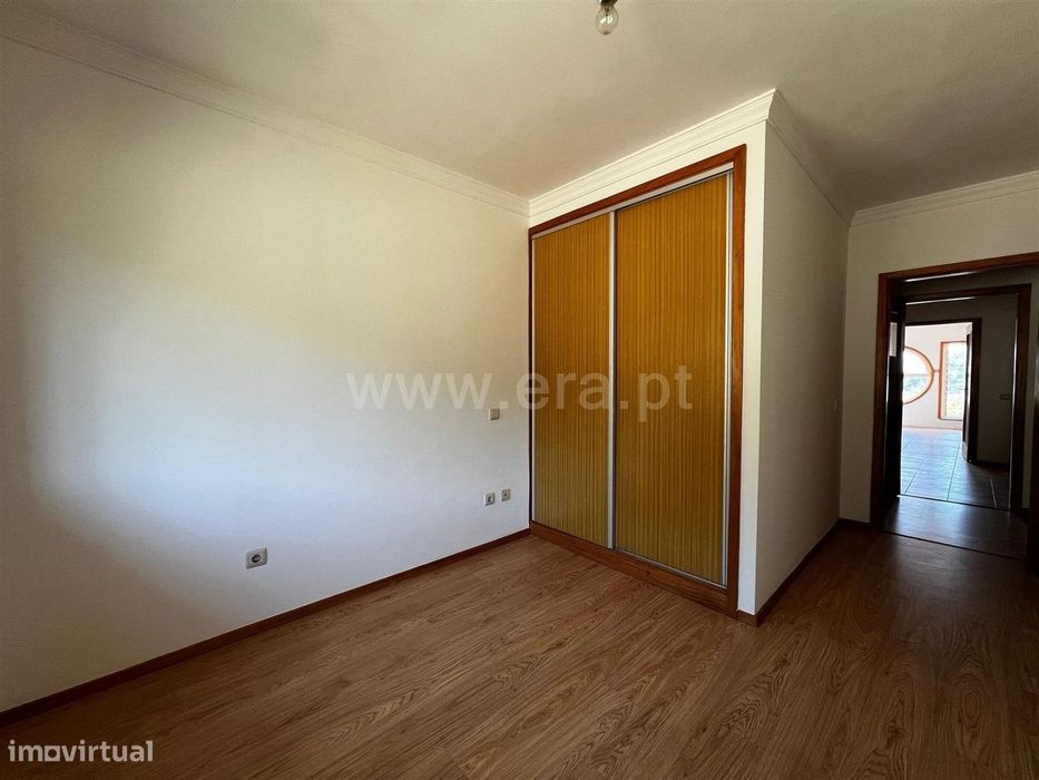 Apartamento T2 em Parada de Todeia, Paredes