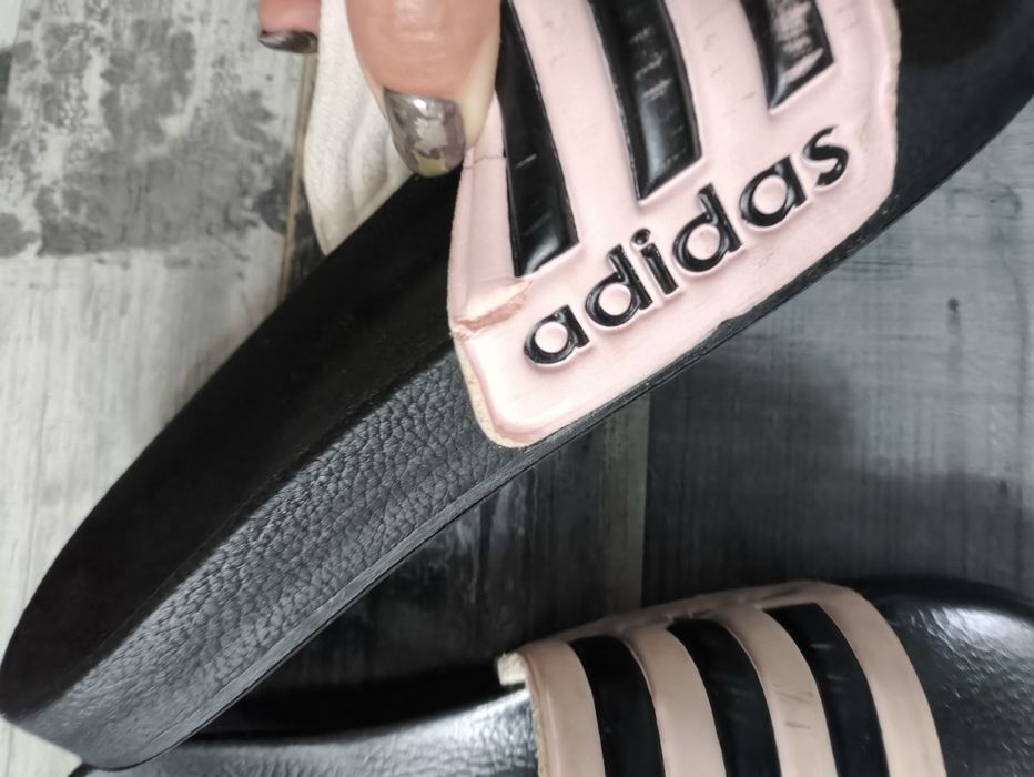 Laczki basenowe Adidas