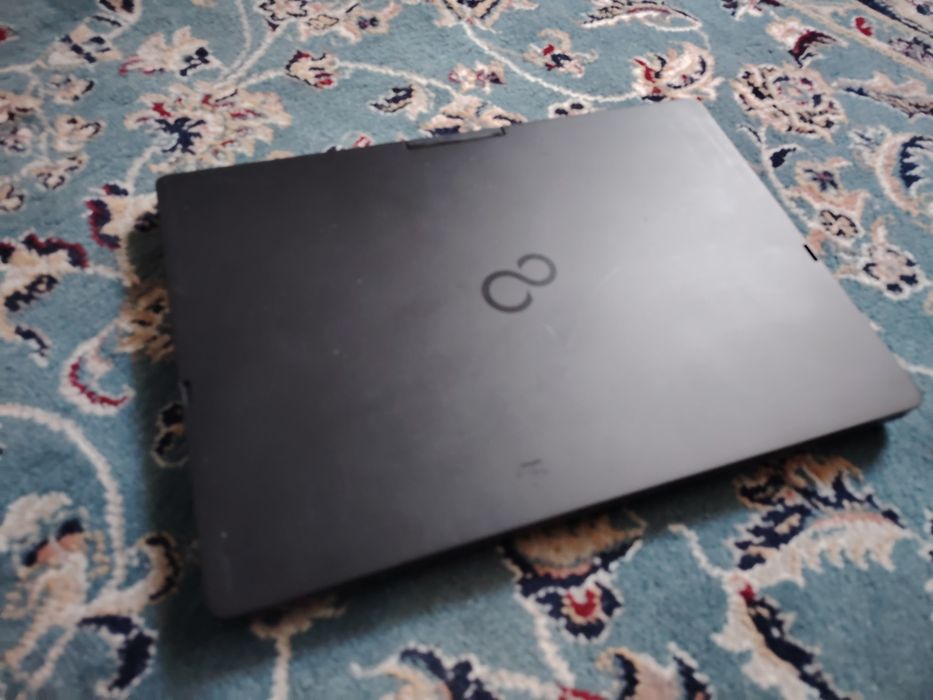 Fujitsu Lifebook t937 i5  16/256 +64 трансформер сенсор