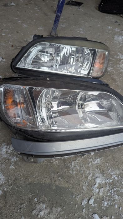 Фари Opel zafira а