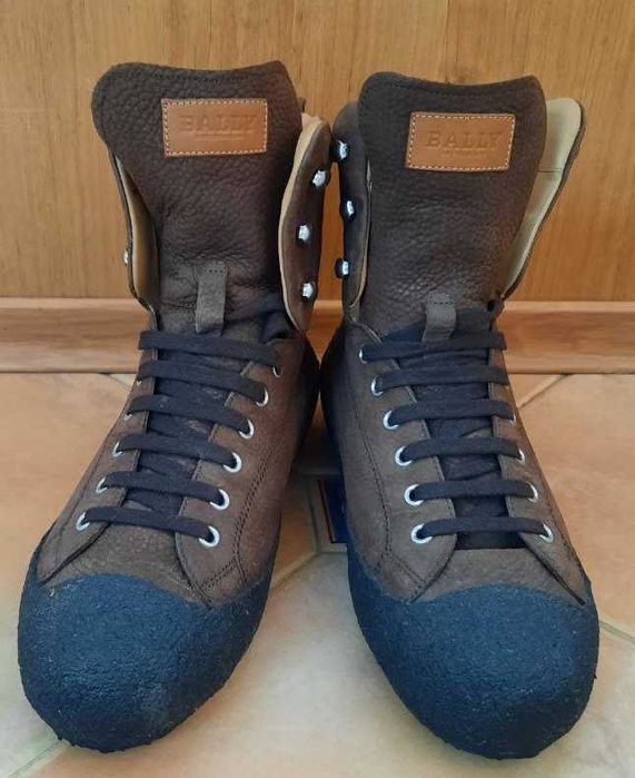 Продам чоботи коричневі чоловічі BALLY