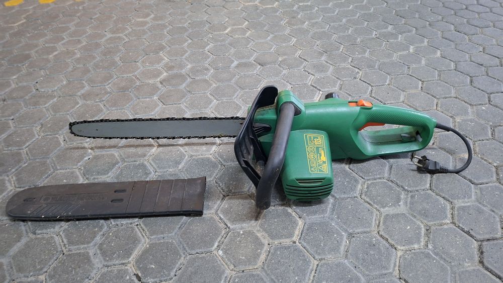 Serra elétrica Black decker