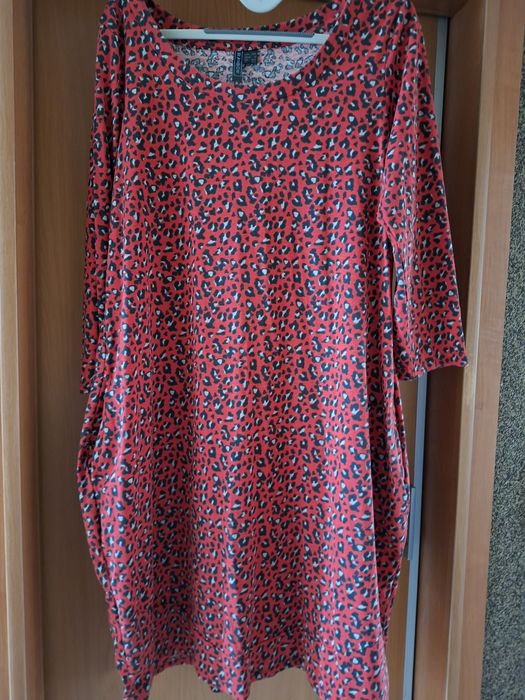 Damska sukienka oversize