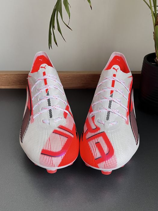 Puma Ultra 5 Ultimate оригінал бутси розмір 42-42.5-43 нові 108159-01