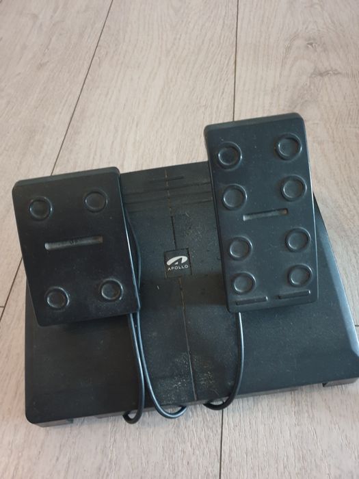 Kierownica i pedały do gier