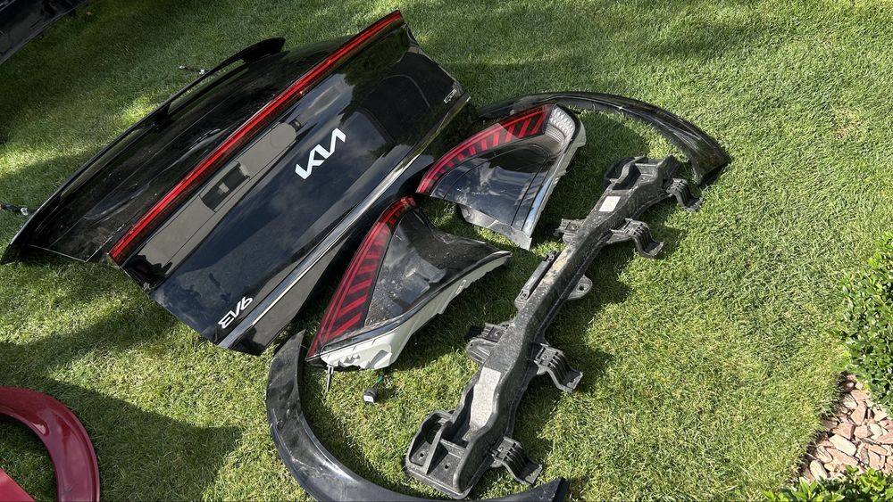 Kia EV6 2021 - 2025 кришка багажника ляда ліхтарі, задній бампер компл