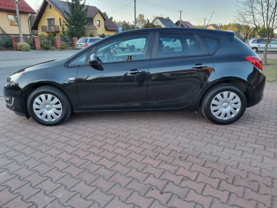 Opel Astra J 1.4 T 140 KM 2013 CZARNA / Serwis / Klimatyzacja