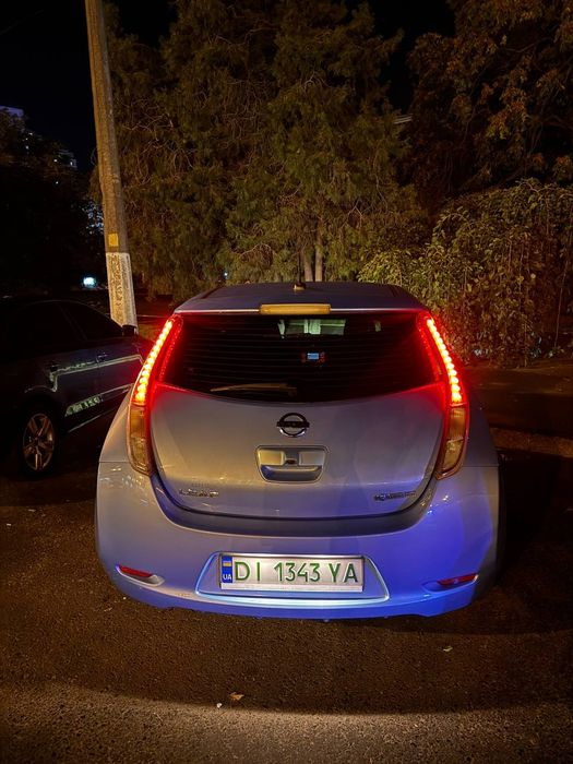 Продам автомобиль Nissan Leaf Ниссан Лиф blue голубой 10/12