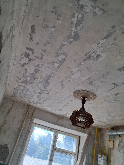 продам однокімнатні квартиру.