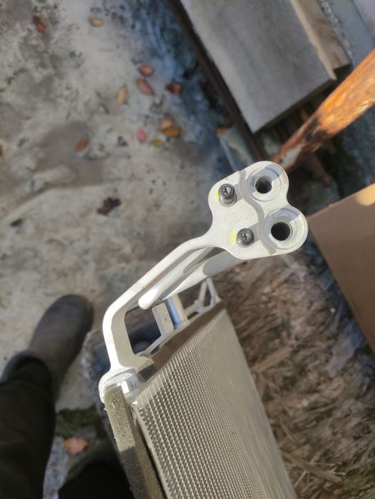 Радиатор кондиционера Хюндай кона