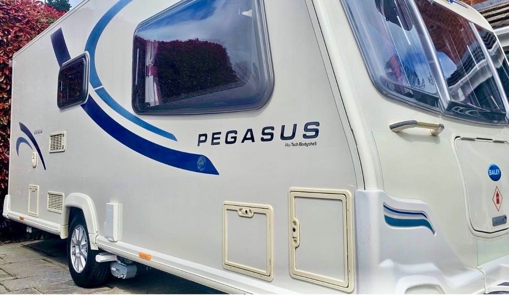 Caravana Bailey Pegasus Genoa - Impecável