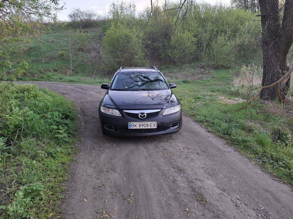 Мазда 6 2004 року