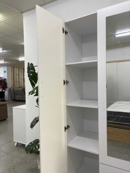 Roupeiro 4 portas com gavetas Paga ana to entrega Envio gratis