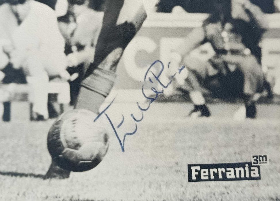 Benfica - foto autografada por Eusébio em 1965
