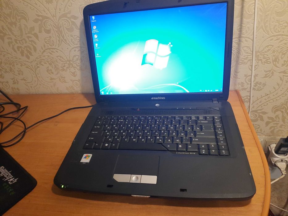 ноутбук в 2 ядра, функциональный и быстрый