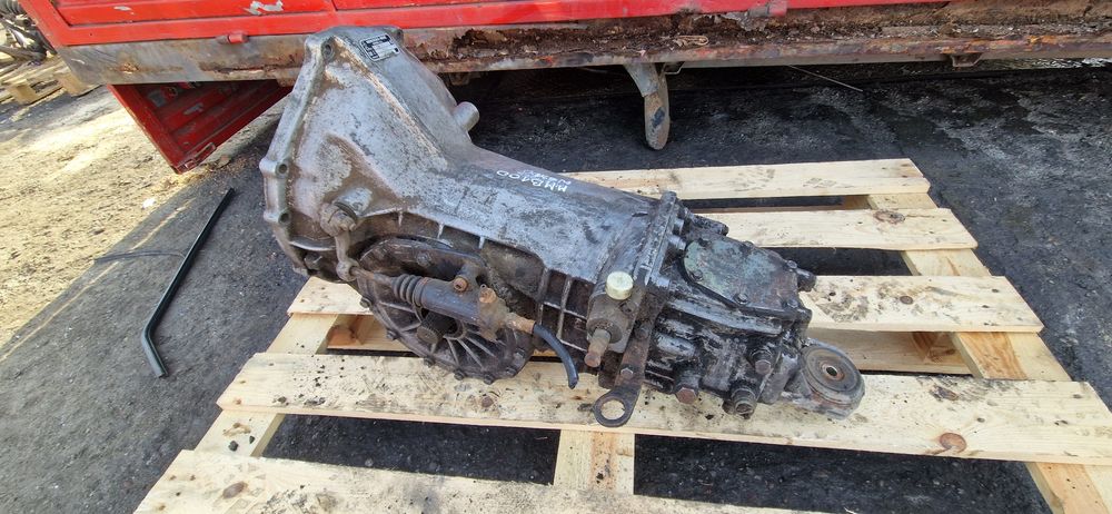 Skrzynia Biegów Mercedes MB100 W631  2.4D  718-311