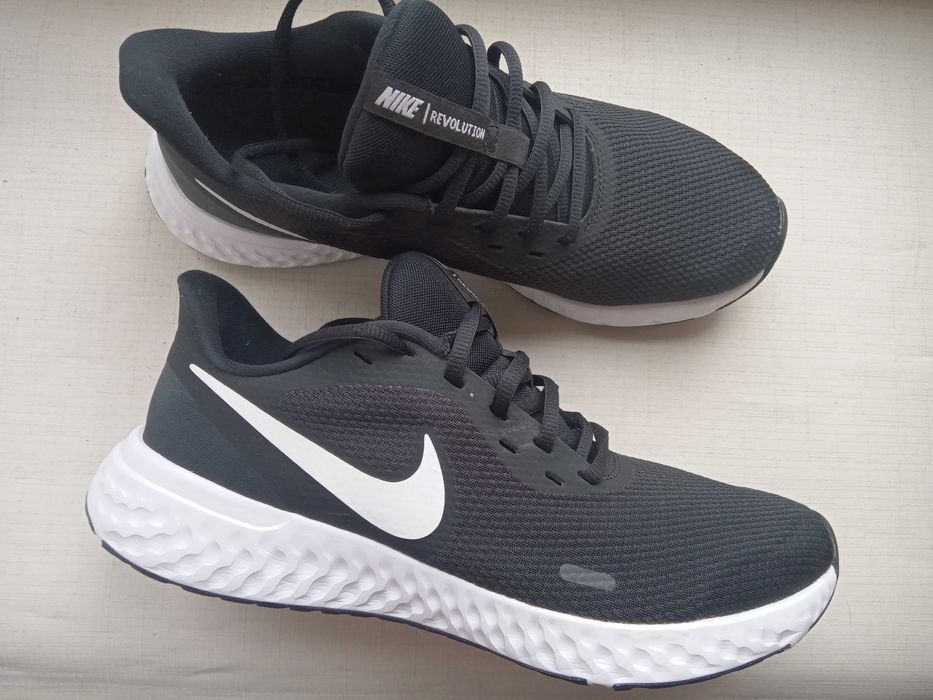 Buty Nike Revolution r 42