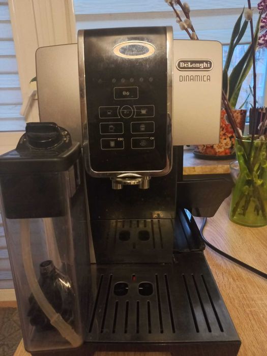 Ekspres do kawy uzywany  DELONGHI