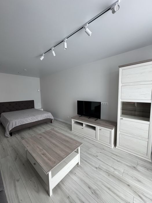 Оренда 1к перша здача озерна