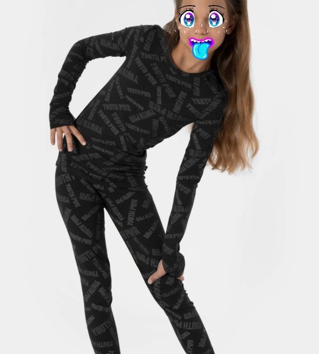 4f 140 146 bluzka długi rękaw czarna