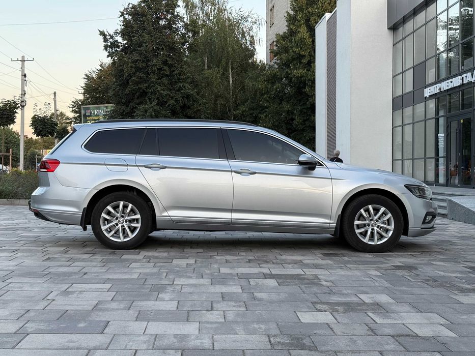 Volkswagen Passat 2019 VIN WVWZZZ3CZLE028664 фото оголошення 9 з 24