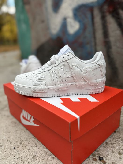 Кросівки жіночі Nike Air Force 1 Plant Flea White
