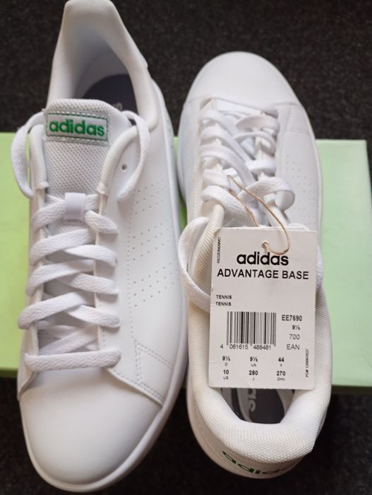 Buty nowe; adidasy-białe nr44