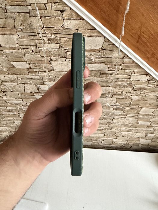 Чогол iphone 17 новий