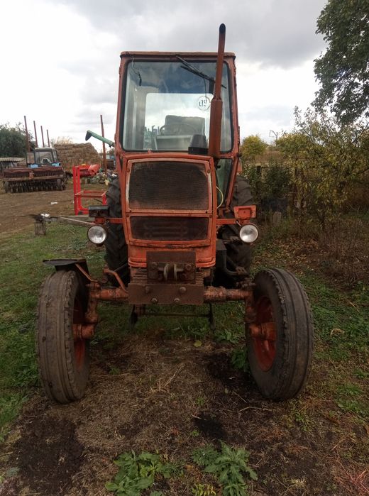 Продам трактор ЮМЗ 6.