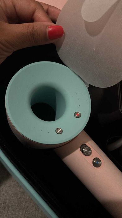 Secador multifunções dyson