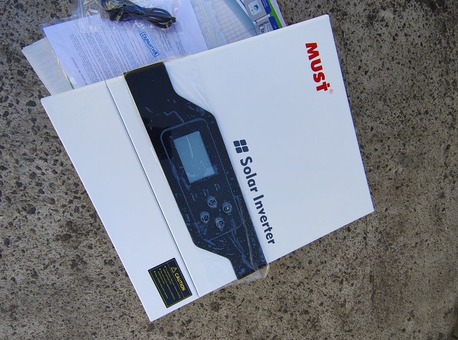 Гібридний сонячний інвертор MUST PV18-3224 VPM II Gen 2, 3200W, 24V