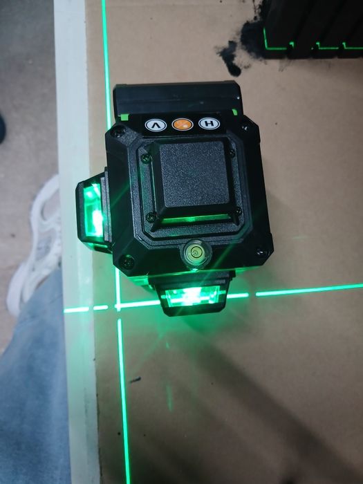nível laser 16 linhas