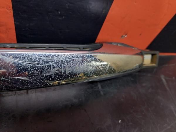 Puxador porta frente direita MITSUBISHI L 200 / Triton Pick Up Chassis