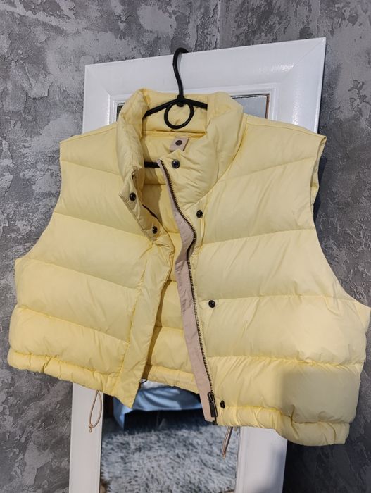 Пухова жилетка бу