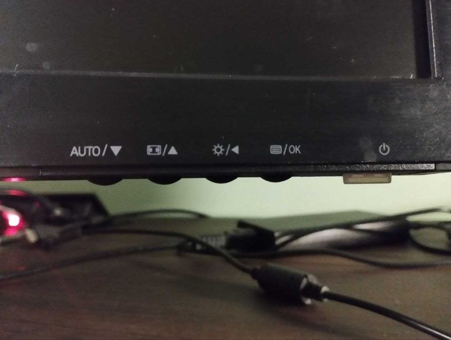 LED монітор 24" PHILIPS 243V5LSB