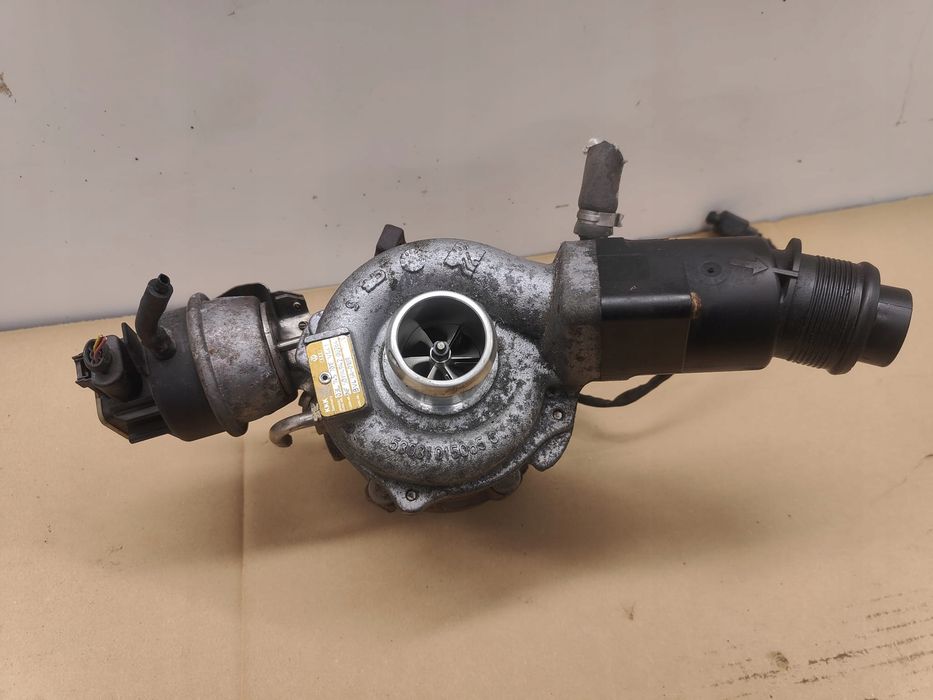 audi 2.0 tdi a4 a5 q5 turbosprężarka 03l145701e