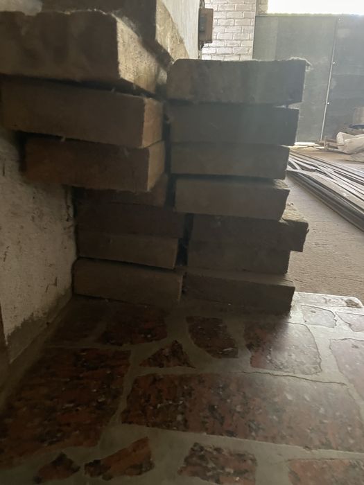 Дошка , суха, в наявності 11 шт