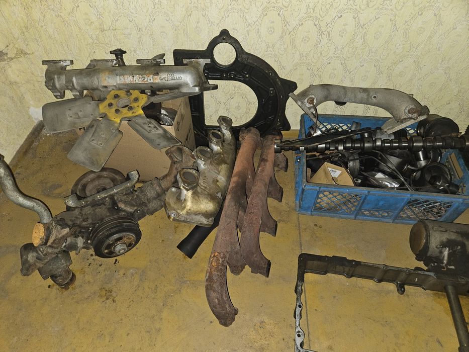 Części silnik Perkins V8 blok wał głowica